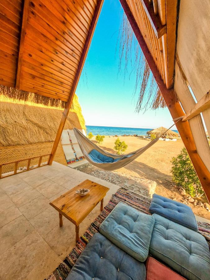 Aladdin Camp Villa Nuweiba` Kültér fotó